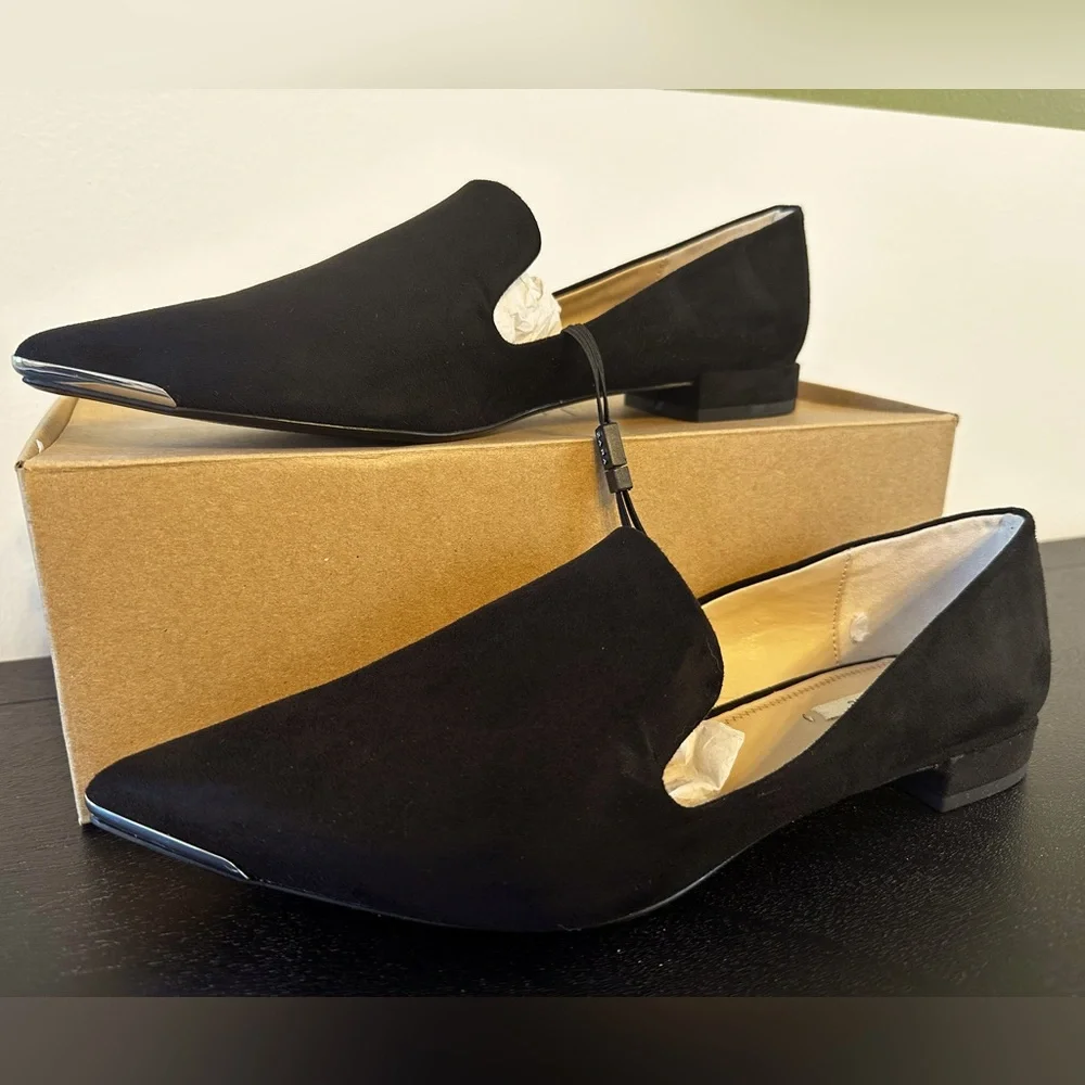 Zara Flats - Picture 2 of 8